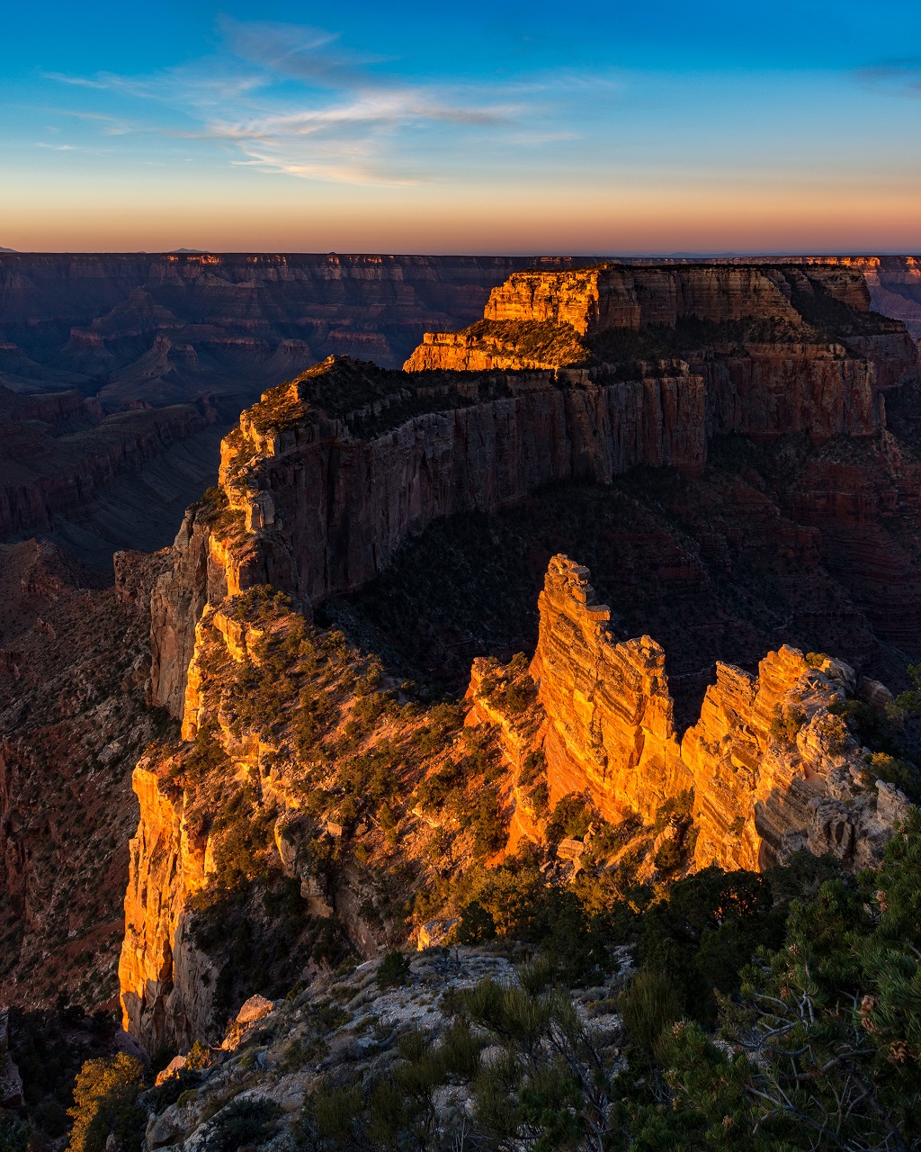 America's Southwest Canyons. 