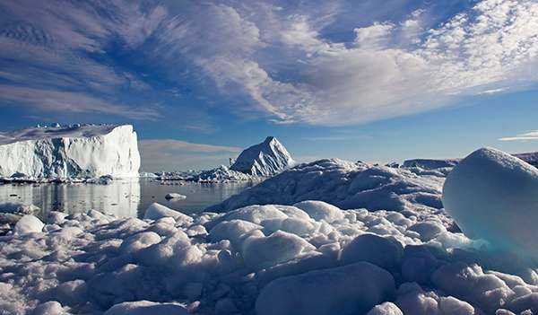 Most icebergs in the Northern Hemisphere break off from glaciers in Greenland. Sometimes, they drift south with the currents into the North Atlantic Ocean. ©Candice Gaukel Andrews