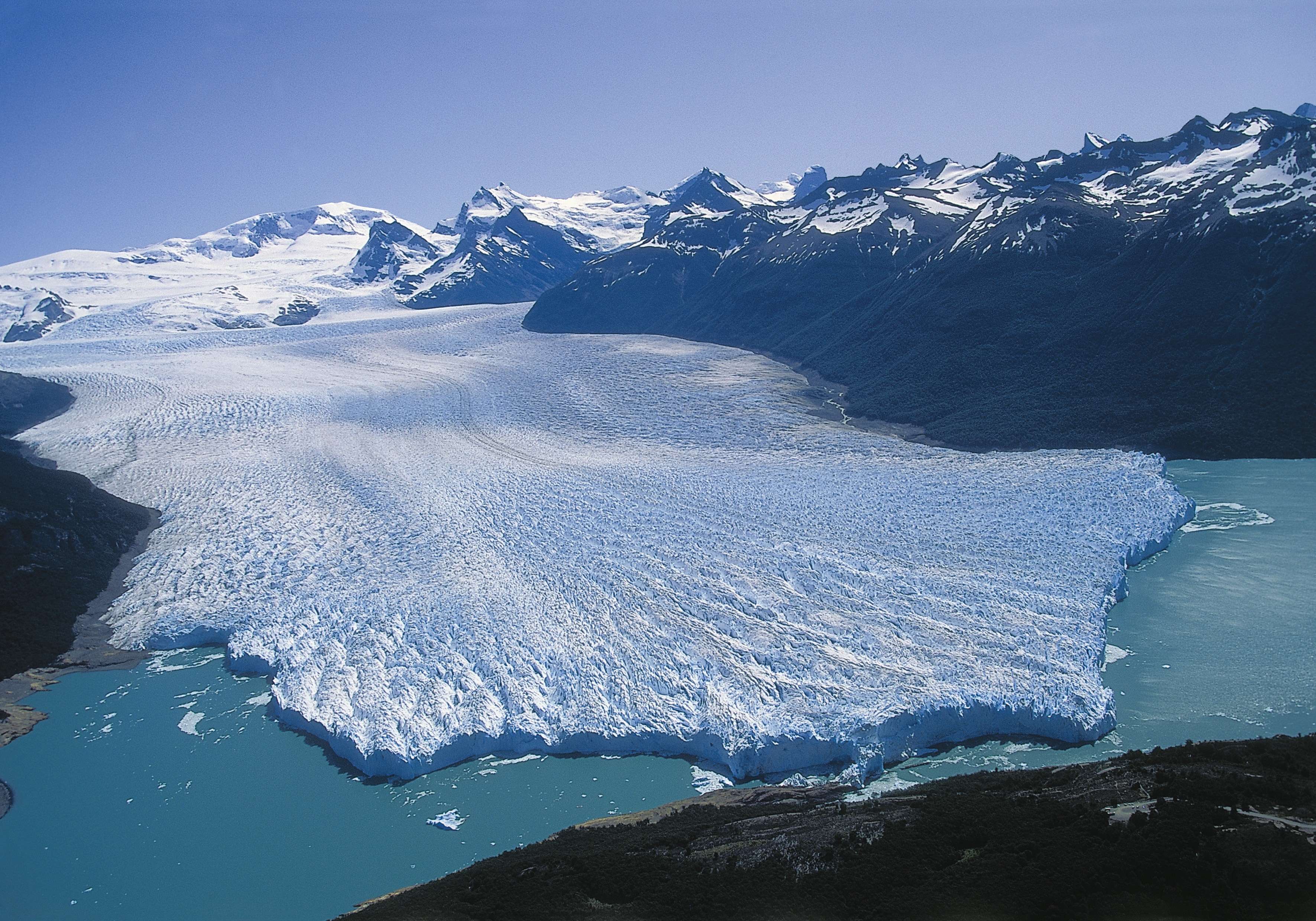 Petite Moreno Glacier, Los Glacieares National Park, Argentina © MediaFocus International, LLC