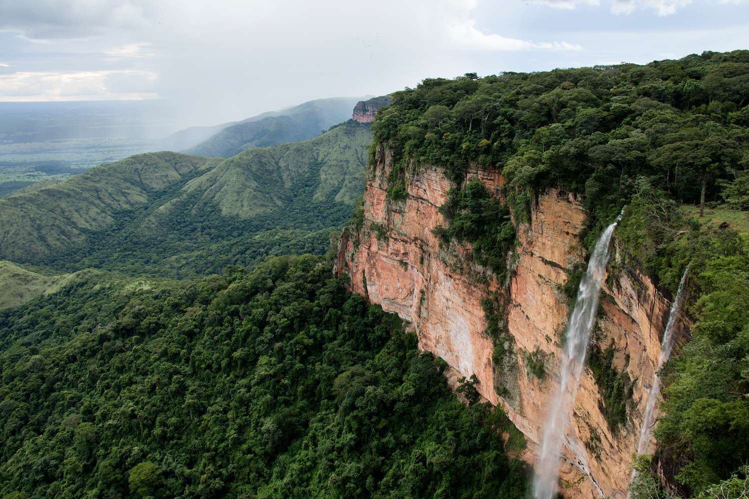 Waterfall at Chapada dos Guimarães,next to the capital of Mato Grosso State. Cerrado plants, a vast tropical savanna eco region of Brazil