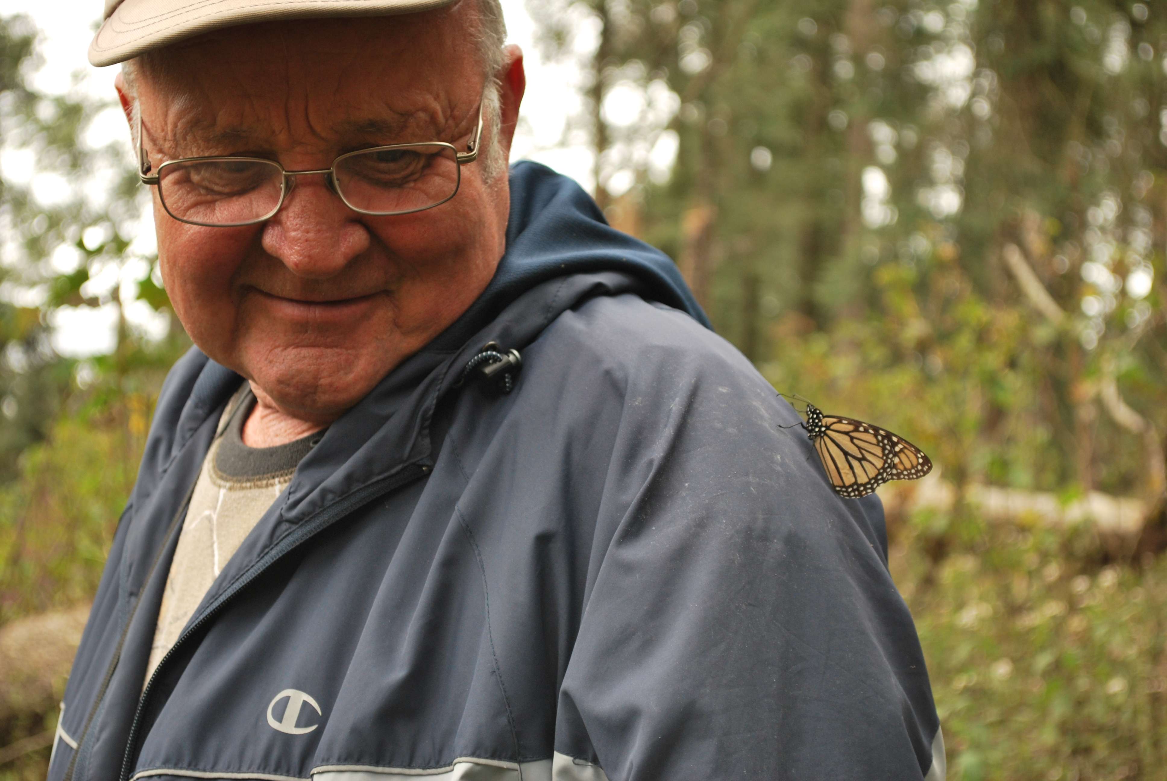 Nat Hab traveler experiences a memorable encounter with a monarch butterfly
