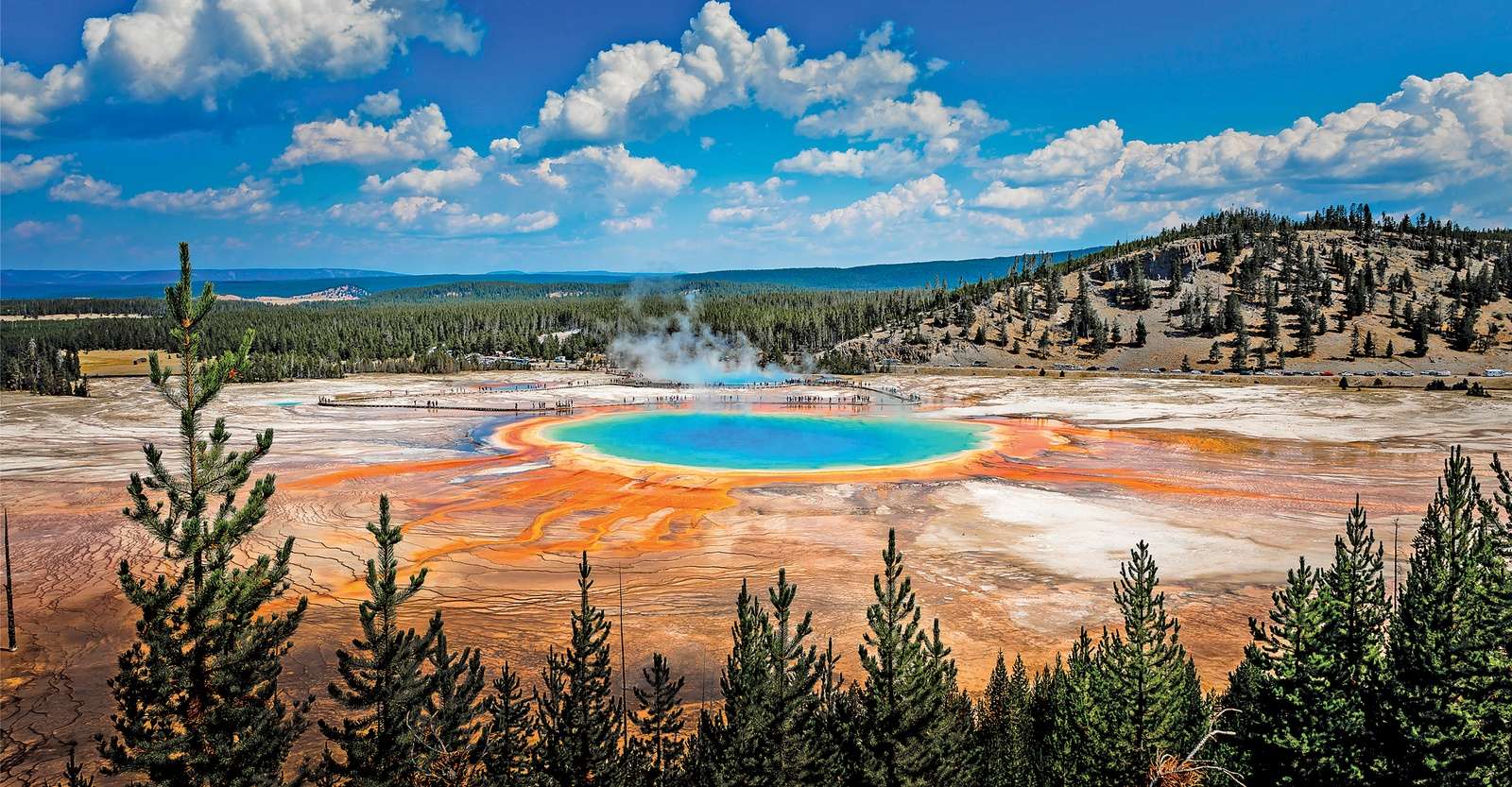 Grand Prismatic Spring, Yellowstone National Park, Wyoming.